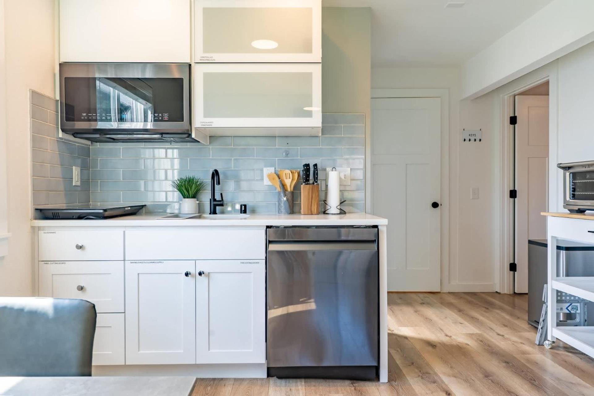 Holiday home Cozy Pet Friendly Downstairs Retreat In Seattle